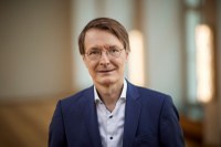 „Klimaschutz ist aktiver Gesundheitsschutz“: Gesundheitsminister Prof. Dr. Karl Lauterbach übernimmt Schirmherrschaft der WeACT Con