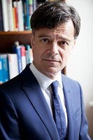Prof. Dr. Giovanni Maio erhält den Deutschen Schmerzpreis 2023