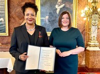 Professorin Marylyn Addo erhält Bundesverdienstkreuz